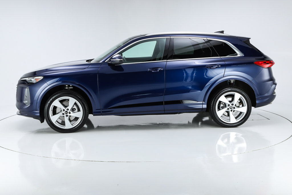 Used 2025 Audi Q5 Premium Plus AWD/4WD image 5