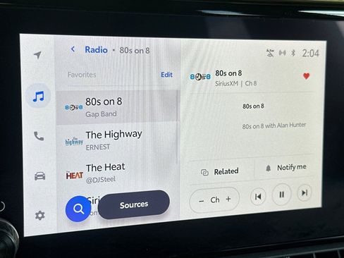 Used 2025 Toyota RAV4 XLE image 21