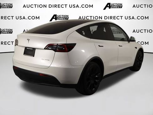 Used 2023 Tesla Model Y Long Range AWD/4WD image 42