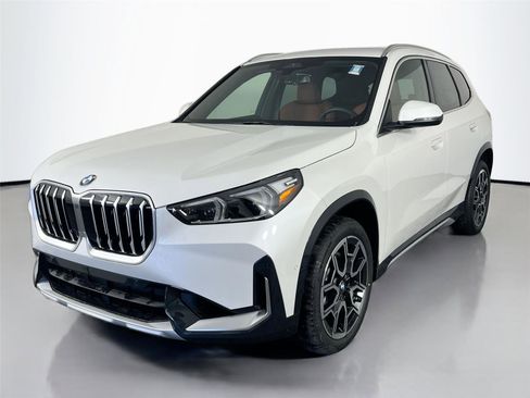New 2026 BMW X1 xDrive28i w/ Convenience Package AWD/4WD image 2