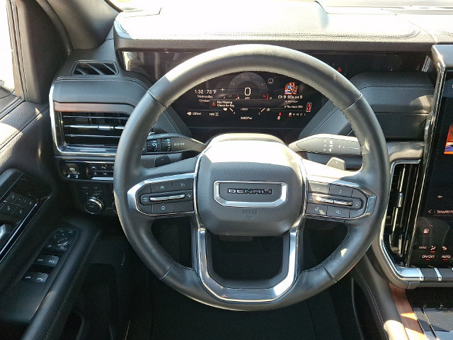 Used 2025 GMC Yukon XL Denali AWD/4WD image 19