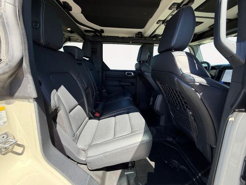 Used 2025 Ford Bronco Badlands AWD/4WD image 23