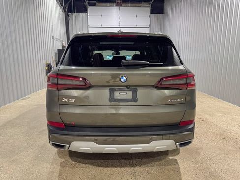 Used 2021 BMW X5 xDrive40i w/ Convenience Package AWD/4WD image 4