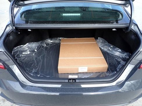 New 2026 Toyota Camry SE image 5