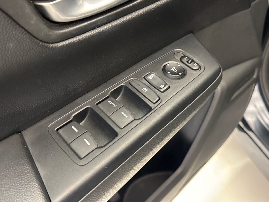 Used 2023 Honda CR-V LX image 19