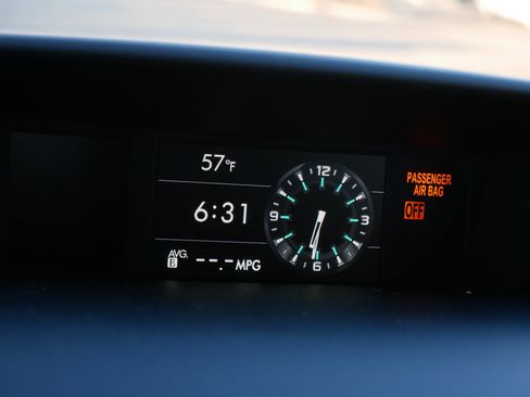 Used 2016 Subaru Forester 2.5i Limited image 30