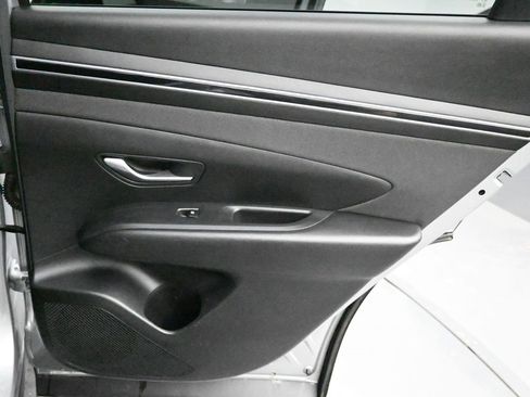 Used 2023 Hyundai Tucson SEL w/ Convenience Package image 16