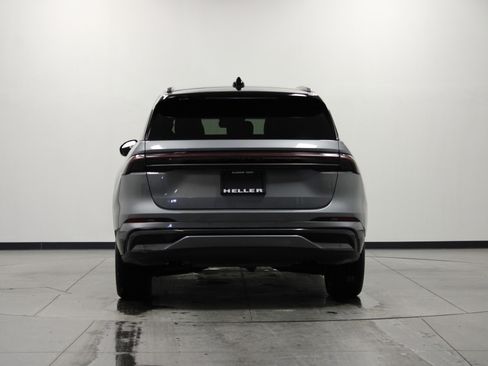 Used 2024 Lincoln Nautilus Reserve w/ Jet Appearance Package (87T) image 5