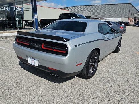Used 2023 Dodge Challenger GT w/ Performance Handling Group RWD image 7