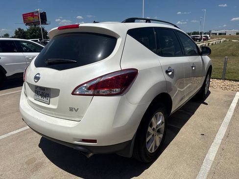 Used 2014 Nissan Murano SV FWD image 2