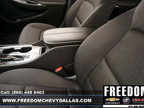 Used 2025 Chevrolet Malibu LT FWD image 29