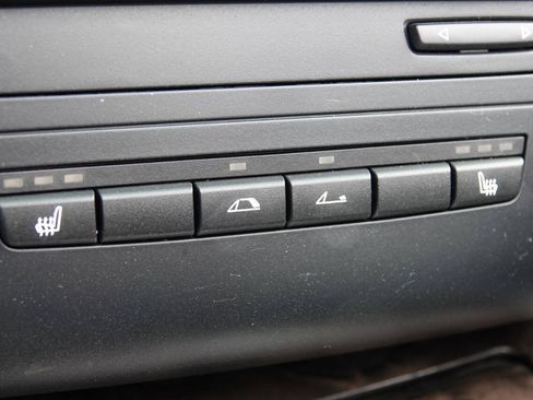 Used 2009 BMW 128i Convertible RWD image 86