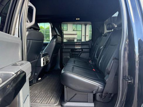 Used 2022 Ford F250 Lariat w/ Black Appearance Package AWD/4WD image 28