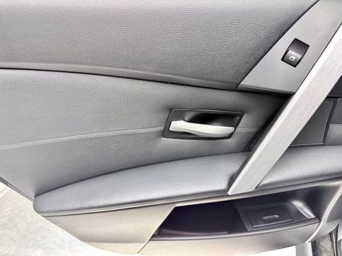 Used 2006 BMW M5 RWD image 17