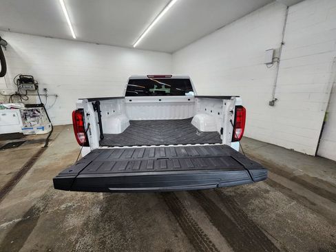 Used 2023 GMC Sierra 1500 Elevation AWD/4WD image 30