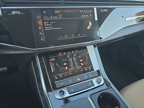 New 2026 Audi Q7 2.0T Premium Plus AWD/4WD image 23