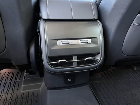 New 2026 Lincoln Nautilus Reserve w/ Jet Appearance Package image 31