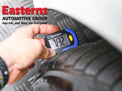 Used 2019 Mercedes-Benz E 450 4MATIC Sedan w/ Premium Package image 31