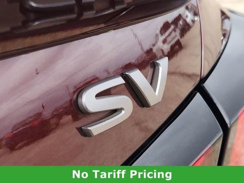 Used 2024 Nissan Altima 2.5 SV w/ SV Premium Package FWD image 10