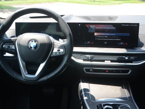 Used 2026 BMW X5 xDrive40i AWD/4WD image 19