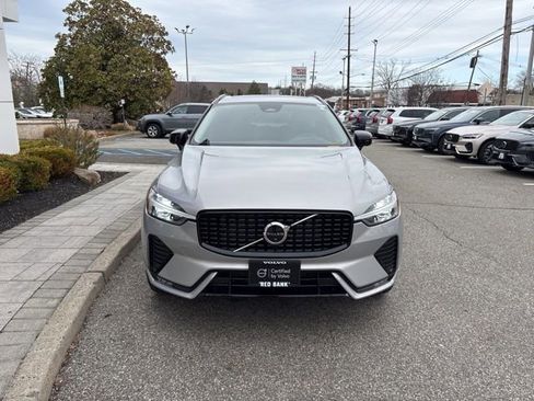 Used 2025 Volvo XC60 B5 Plus image 7