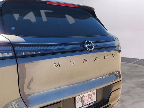 Used 2025 Nissan Murano SV image 10