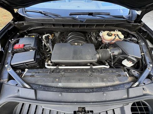 Used 2022 Chevrolet Suburban High Country image 31