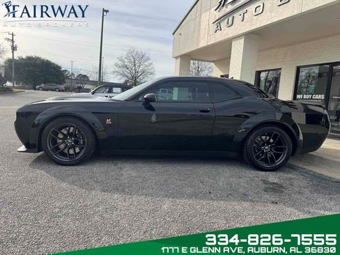 Used 2021 Dodge Challenger R/T Scat Pack image 9