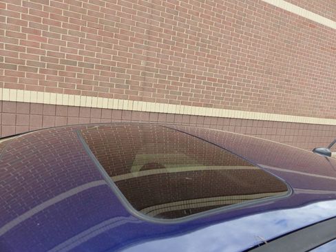 Used 2017 Ford Focus SEL FWD image 16