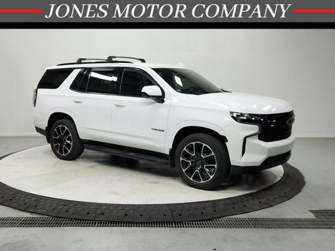 Used 2023 Chevrolet Tahoe RST RWD image 1