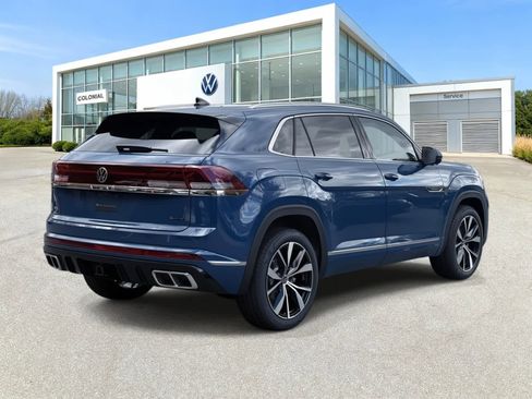 New 2026 Volkswagen Atlas Cross Sport SEL Premium R-Line image 4