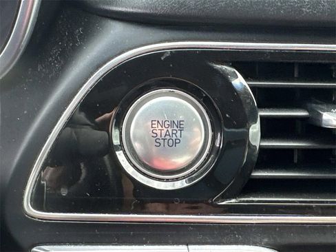 Used 2019 Genesis G70 2.0T Advanced w/ Sport Package image 37