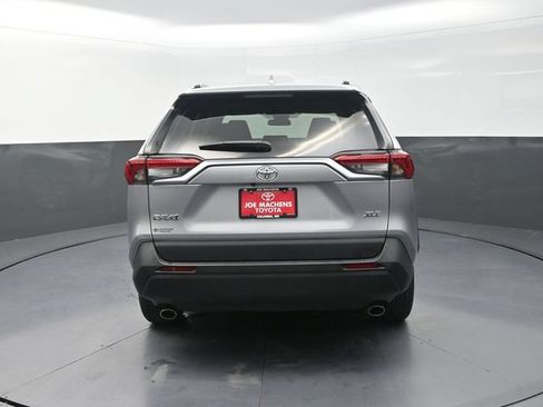 Used 2024 Toyota RAV4 XLE FWD image 7