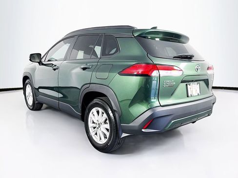 Used 2024 Toyota Corolla Cross LE image 7