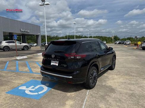 Used 2026 Nissan Rogue Platinum w/ Platinum Premium Package AWD/4WD image 7