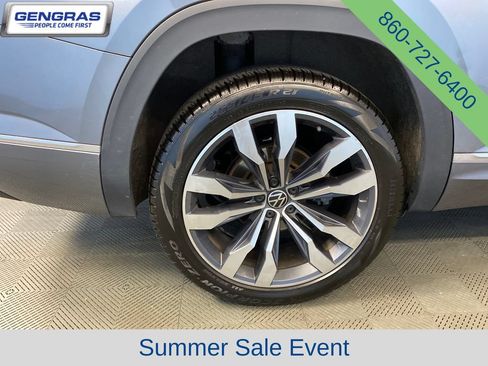 Used 2023 Volkswagen Atlas SEL Premium AWD/4WD image 38
