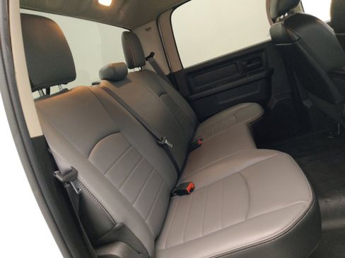 Used 2022 RAM 1500 Tradesman w/ Chrome Appearance Group AWD/4WD image 19