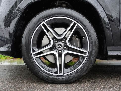 Used 2024 Mercedes-Benz GLS 450 4MATIC image 34