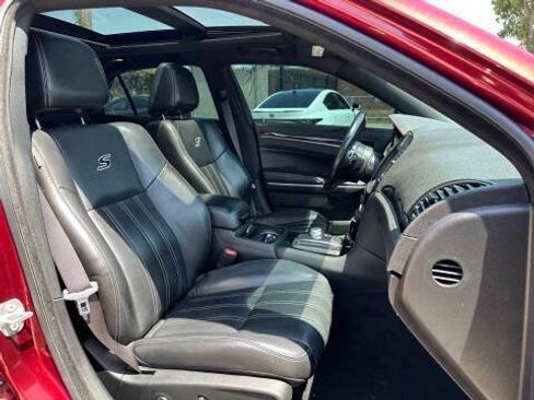 Used 2020 Chrysler 300 S RWD image 19
