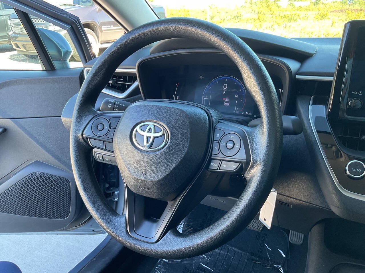 Used 2026 Toyota Corolla LE FWD image 16