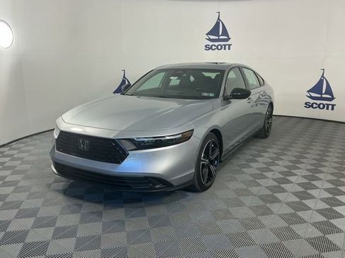 Used 2026 Honda Accord Sport image 3