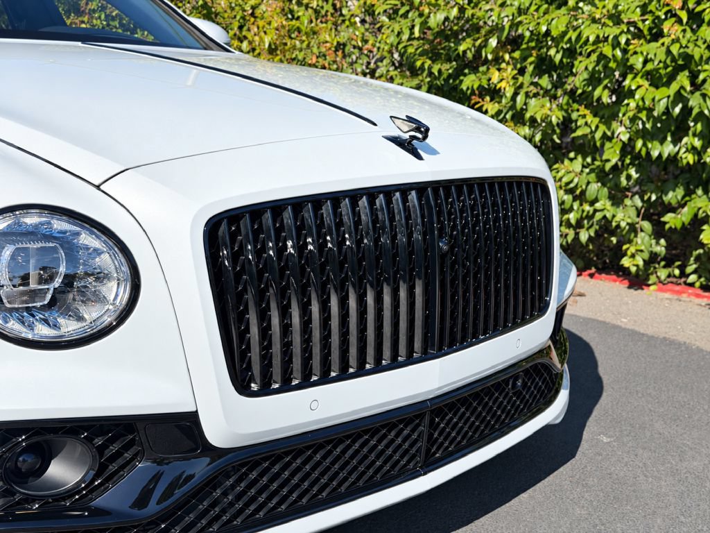Used 2023 Bentley Flying Spur W12 AWD/4WD image 19