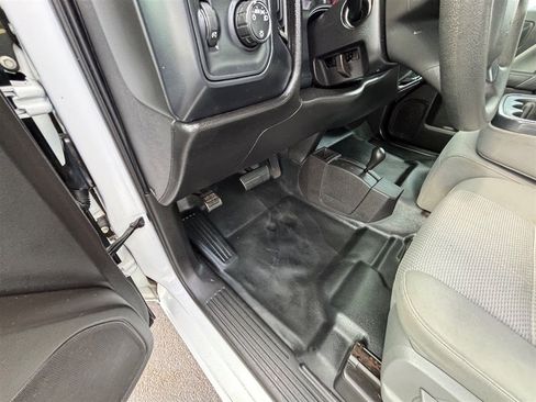 Used 2017 Chevrolet Silverado 1500 W/T w/ Trailering Package image 12