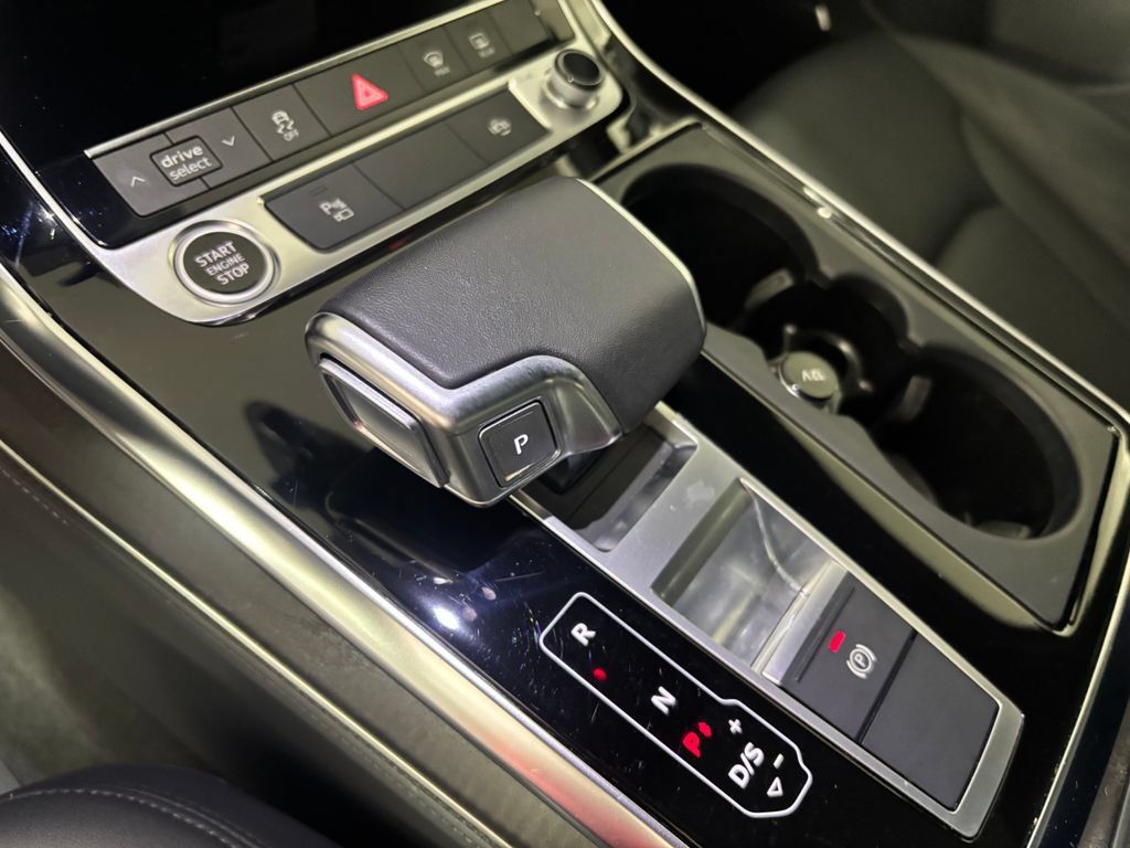 Used 2023 Audi Q7 2.0T Premium Plus w/ Premium Plus Package AWD/4WD image 23