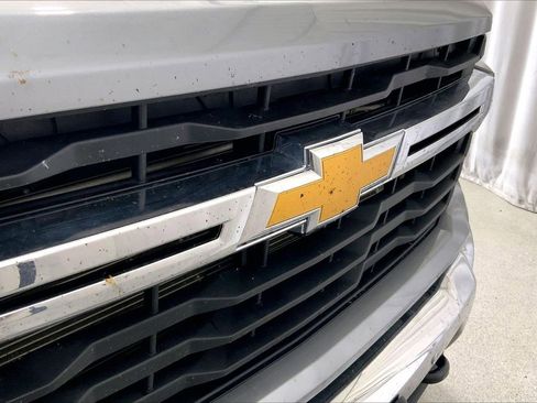 Used 2025 Chevrolet Silverado 3500 LT w/ Safety Package AWD/4WD image 7