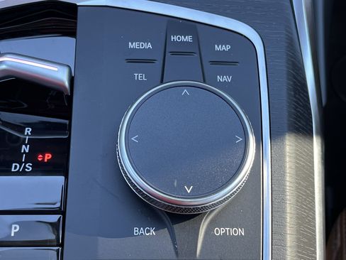 New 2026 BMW 330i Sedan w/ Convenience Package image 8