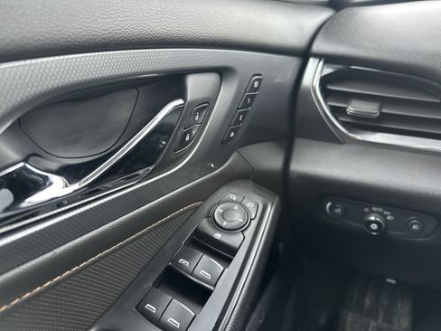 Used 2020 Chevrolet Traverse Premier w/ Redline Edition image 26