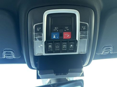 Used 2023 RAM 1500 Big Horn AWD/4WD image 29