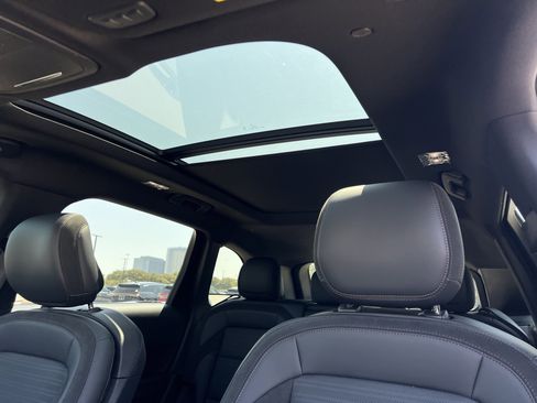 New 2025 Lincoln Nautilus Reserve w/ Jet Appearance Package image 28