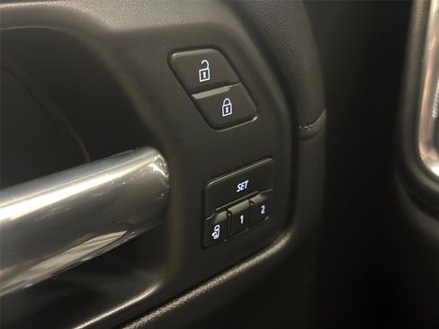 Used 2021 GMC Sierra 1500 Denali w/ Denali Ultimate Package image 42